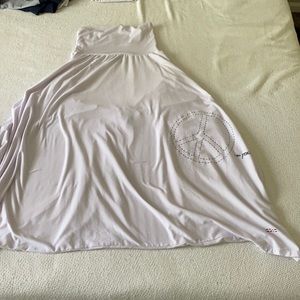 Peace Love World One Piece.